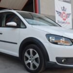 Volkswagen Touran Cross 2.0 TDI DSG 2011